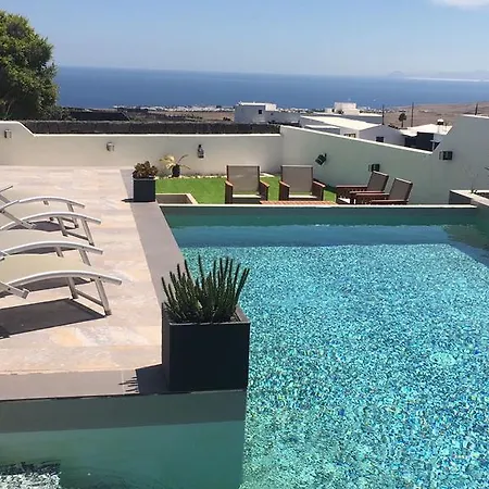 Casa Bella Vista Villa *
